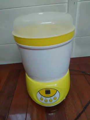 simba 小獅王辛巴奶瓶消毒鍋( 負離子烘乾) 可一次蒸8 支奶瓶 台中西區 北區 可自取