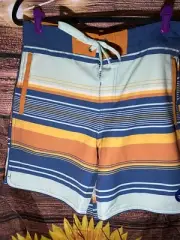 United By Blue Men's SZ-32 8" Scalloped Board Shorts Seabed Stripe Mandarin Red