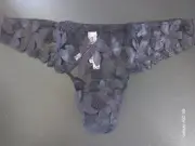 NWT Victoria's Secret Very Sexy Ziggy Glam Floral Embroidery Thong Medium (D7)