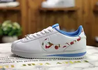 在飛比找Yahoo!奇摩拍賣優惠-NIKE CLASSIC CORTEZ SE 白藍 櫻桃 阿