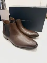 TOMMY HILFIGER, MEN'S SESAME, CHELSEA BOOTS, COLOR DARK BROWN 200, SIZE 11 M