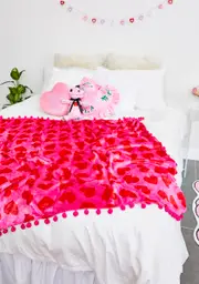 [Dolls Home] Loyal Maneater Fleece Throw Blanket