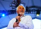 KENNY ROGERS - REFRIGERATOR PHOTO MAGNET @ 3"X5"