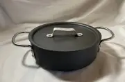 New Calphalon 2Qt Saucepan Commercial Anodized Aluminum Sauté Fry Pot Casserole