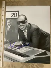 Stevie Wonder Signed 8 X 10 Photo With COA
