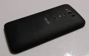 ASUS ZenFone 2 ( Z00ED /16GB ) 5吋 ( 黑色 ) 4G 二手雙卡機