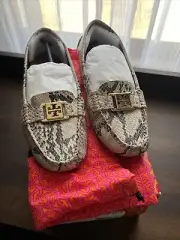 Tory Burch Kendrick Rocco’s Python Print Size 6.5