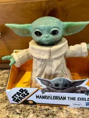 New STAR WARS The Mandalorian the Child Posable Figure Disney Hasbro 7"