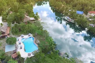 羅伯茨河度假村Loboc River Resort