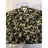 在飛比找蝦皮購物優惠-BAPE COLLEGE COACH JACKET 綠迷彩 