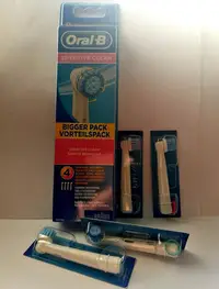 在飛比找Yahoo!奇摩拍賣優惠-【MAD小鋪】BRAUN 百靈 歐樂B Oral-B電動牙刷
