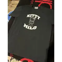 在飛比找蝦皮購物優惠-Bape x hello kitty A bathing a