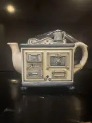 Stove Ceramic Teapot, Creative Collection Otagiri Japan ,White Blue,Hand Painted