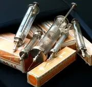 Set of 5 Soviet syringes. for 20ml, 10ml, 5ml, 2ml, 1ml.