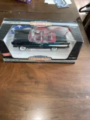 Ertl American Muscle 1957 Chevy Bel Air Convertible Black Diecast 1:18 Scale New