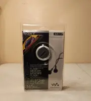 New Sealed Sony Walkman NW-E105 SILVER ( 512 MB ) Digital Music Player