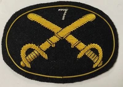 CIVIL WAR 7TH CAVALRY CROSSED SABERS HAT CAP KEPI INSIGNIA-SMALL