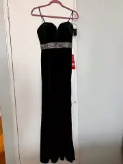 Aidan Mattox Velvet Gown Size 2
