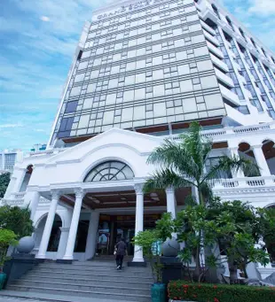 芭堤雅索爾海灘酒店Grand Sole Pattaya Beach Hotel