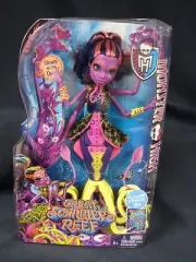 Monster High Great Scarrier Reef Down Under Ghouls Kala Mer'ri Glows in the Dark