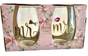 Wine Glasses Mr and Mrs 19 oz Coastal Design Set of 2 New in Box