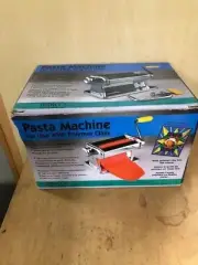 NEW SEALED AMACO Craft Clay Machine-Clay/Pasta/Soft Metal w/9 Thickness Settings