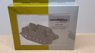 HO Scale ROCO Minitank M7 BI PRIEST W/105MM HOWITZER KIT ITEM #5047