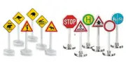 RARE & COLLECTABLE HO/OO SCALE Traffic Signs (Blister Packs) X 12 TRAFFIC SIGNS!