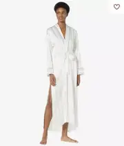 Free People Robe Size Medium Pajama Party Holiday Long Tie Ivory NWT