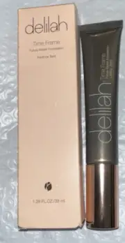 DELILAH TIME FRAME FUTURE RESIST FOUNDATION Chestnut 4207. Full Size 1.28 OZ