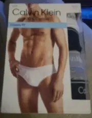 Calvin Klein Men’s Cotton Classic 4 Pack Hip Briefs White Size Xl