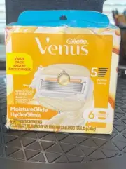 Venus MoistureGlide Women's Razor Blades, With Built-in Shave Gel Bars, 6 Razors