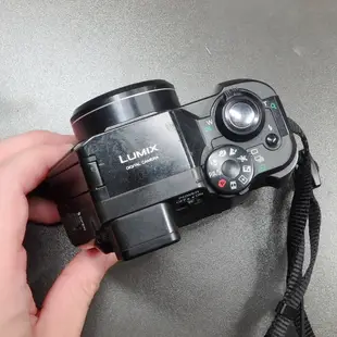 <<老數位相機>>PANASONIC LUMIX DMC-LC40 ( LEICA 鏡頭 / 旗艦機 / CCD)