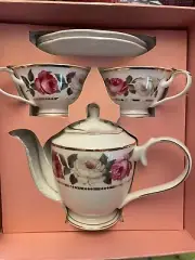 Grace Teaware Teapot Set W/ Set Of 2 Teacups & Saucers Mauve/White Roses! NEW