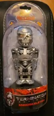 Body Knockers Terminator Genisys Endoskeleton Figure Solar Powered