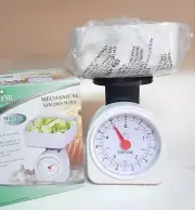 Taylor White Mechanical Kitchen Scale 11 lb/ 5kg Weight Capacity NEW