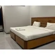 Super OYO 77115 Flagship Hotel Vaishnavi Palace