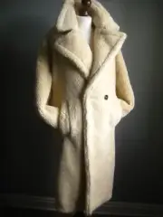 TOPSHOP FAUX FUR COAT TRENCH Whinnie Long Borg white cream 10 blogger oversize
