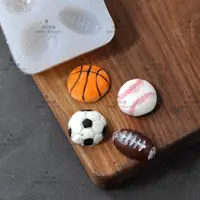 在飛比找ETMall東森購物網優惠-足球籃球男士蛋糕硅膠模具 迷你球類翻糖巧克力蛋糕模具
