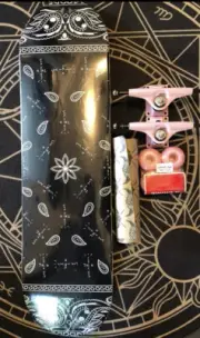 Travis Scott Skatebord deck wheels trucks grip tape complete