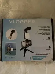 Vlogger Pro Desktop Kit Tripod Stand &,Handheld Grip & LED Lamp