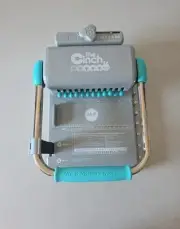 We R Memory Keepers Cinch Book Binding Machine Version 2, Mint, Easy to Use, NEW