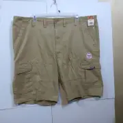 Mens Wrangler Khaki Beige Cargo Shorts Size 46. Relaxed Fit. Soft. Flex. Tech
