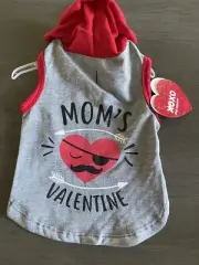 SIMPLY WAG VALENTINE'S DAY Gray-Red Trim "MOM'S VALENTINE" HOODIE Puppy/Dog MD