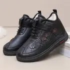 Women's Faux Fur Lined Snow Boots Comfort Round Toe Flat Slip On Winter Shoes