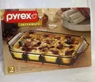 PYREX 2 PIECE CHRISTMAS TREE BASKET HOLIDAY BAKING / SERVING SET 9x13 - NEW