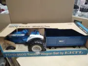 Vtg Ertl 1/12 Ford 8600 Tractor & Big Blue Wagon Set #807 in Original Blue Box