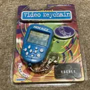 Manley Toy Quest Hockey Virtual Keychain Electronic Game Tiger Retro Handheld