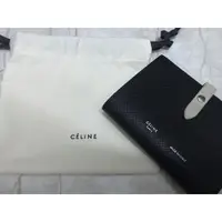 在飛比找PopChill優惠-[二手] CELINE STRAP WALLET 中夾 舊標