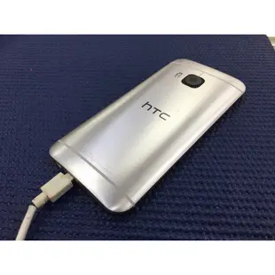 奇機通訊(楠梓店) 售二手8成新 Htc One M9 M9u 32G 八核心 4G LTE 2000萬畫素 5.2吋